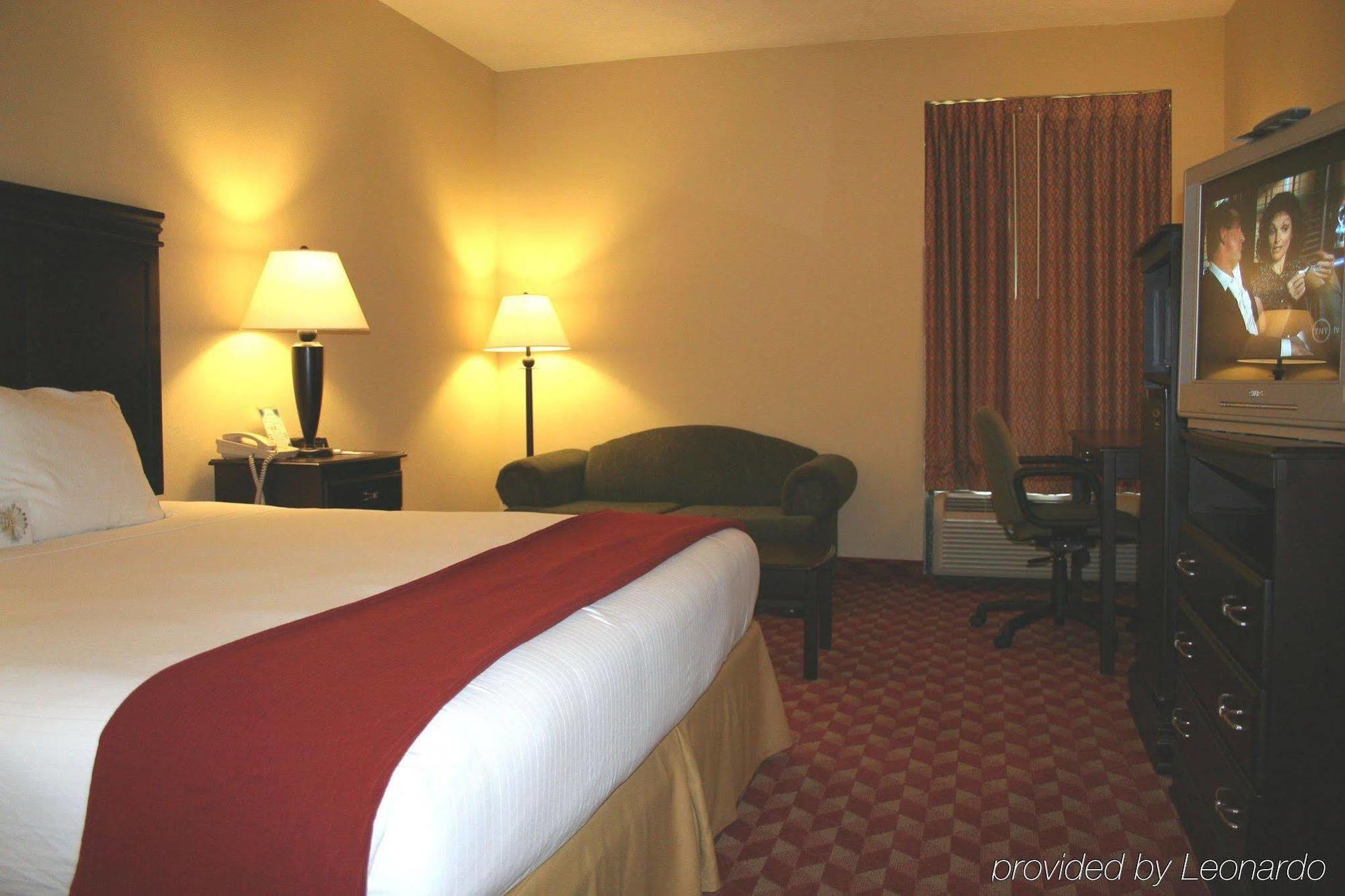 Americas Best Value West Point Room photo